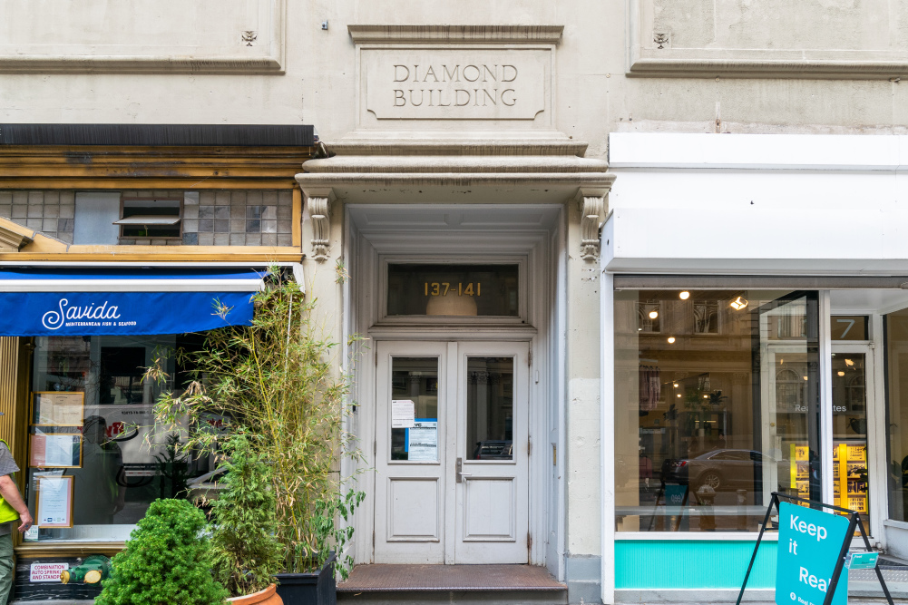 Diamond Duane 137-141 Duane St, Manhattan, NY 10013 - Photo 2 of 3
