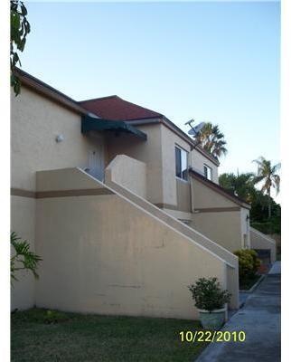 18810 Northwest 57th Avenue, Unit 201 Hialeah, FL 33015 - Photo 2 of 8