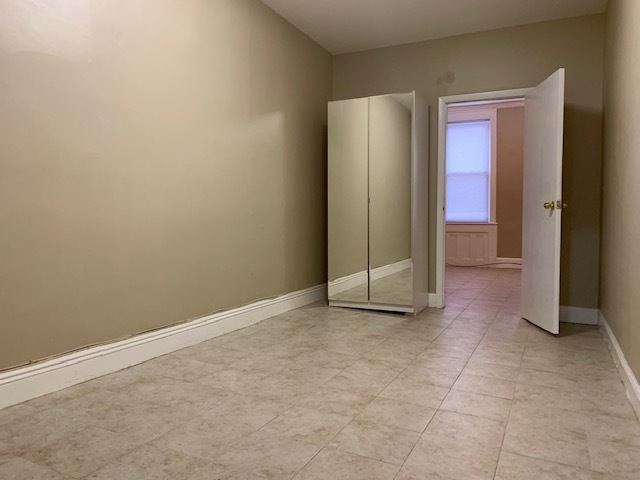 72-15 62nd Street, Unit 1R Queens, NY 11385 - Photo 3 of 5