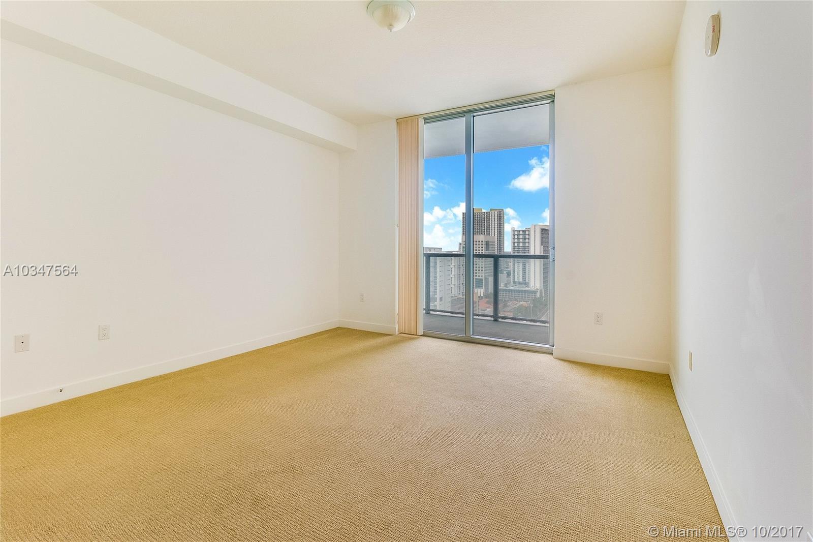 79 Southwest 12th Street, Unit 2710S Miami, FL 33130 - Photo 16 of 33
