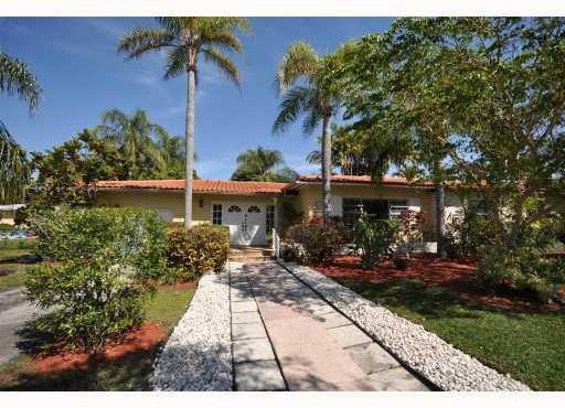 525 Miller Road Coral Gables, FL 33146 - Photo 2 of 8 Gallery Image 2