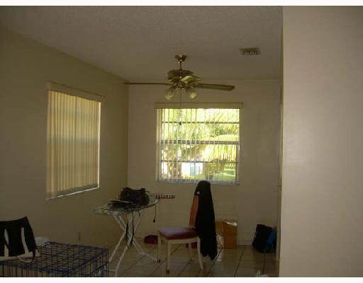 11261 Southwest 203rd Terrace Miami, FL 33189 - Photo 2 of 7