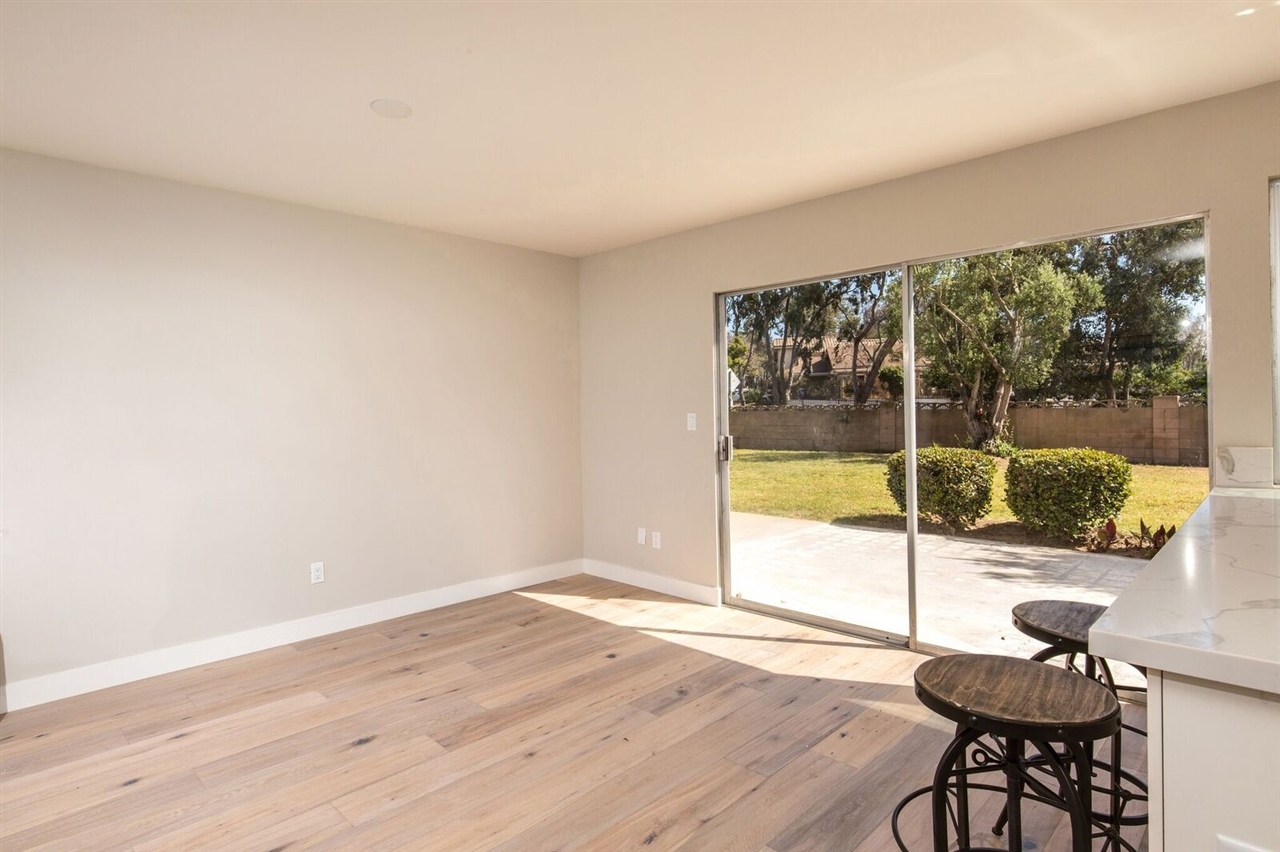 8393 Cliffridge Lane La Jolla, CA 92037 - Photo 11 of 25