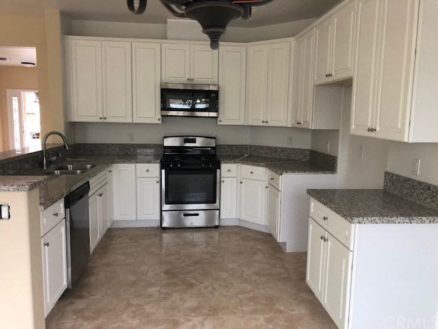 9272 Olive Street Fontana, CA 92335 - Photo 18 of 18