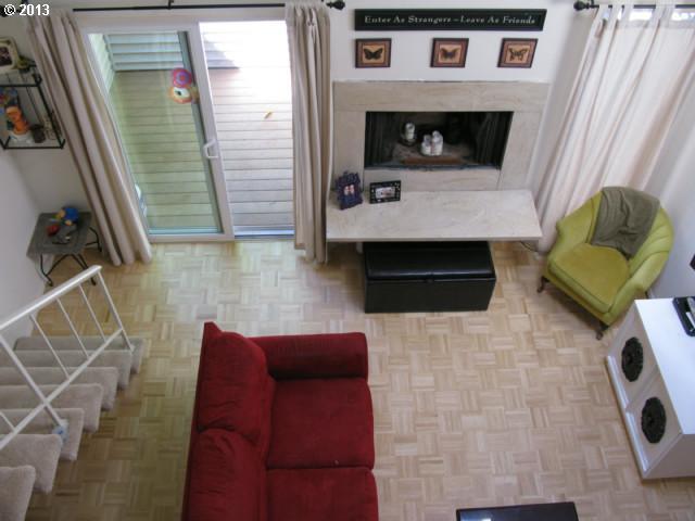 4632 Southwest Comus Place, Unit 5D Portland, OR 97219 - Photo 13 of 16 Gallery Image 13