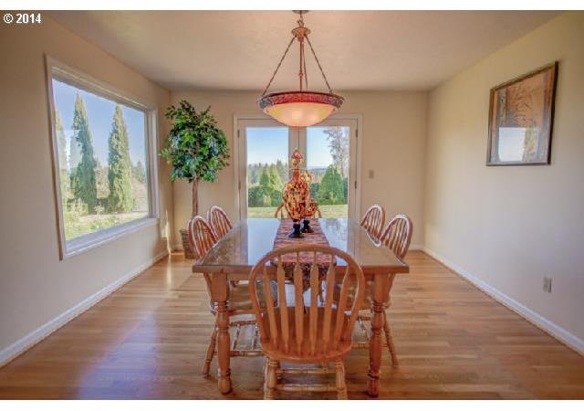 4138 Homestead Road South Salem, OR 97302 - Photo 7 of 16