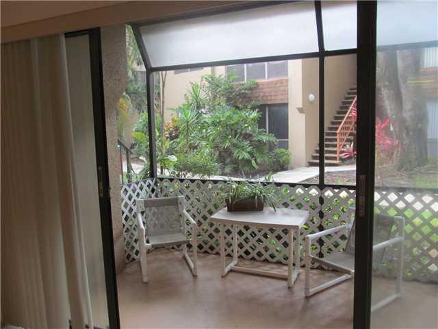 301 North Pine Island Road, Unit 110 Plantation, FL 33324 - Photo 5 of 10