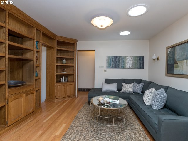 5120 Southwest Erickson Avenue Beaverton, OR 97005 - Photo 11 of 29