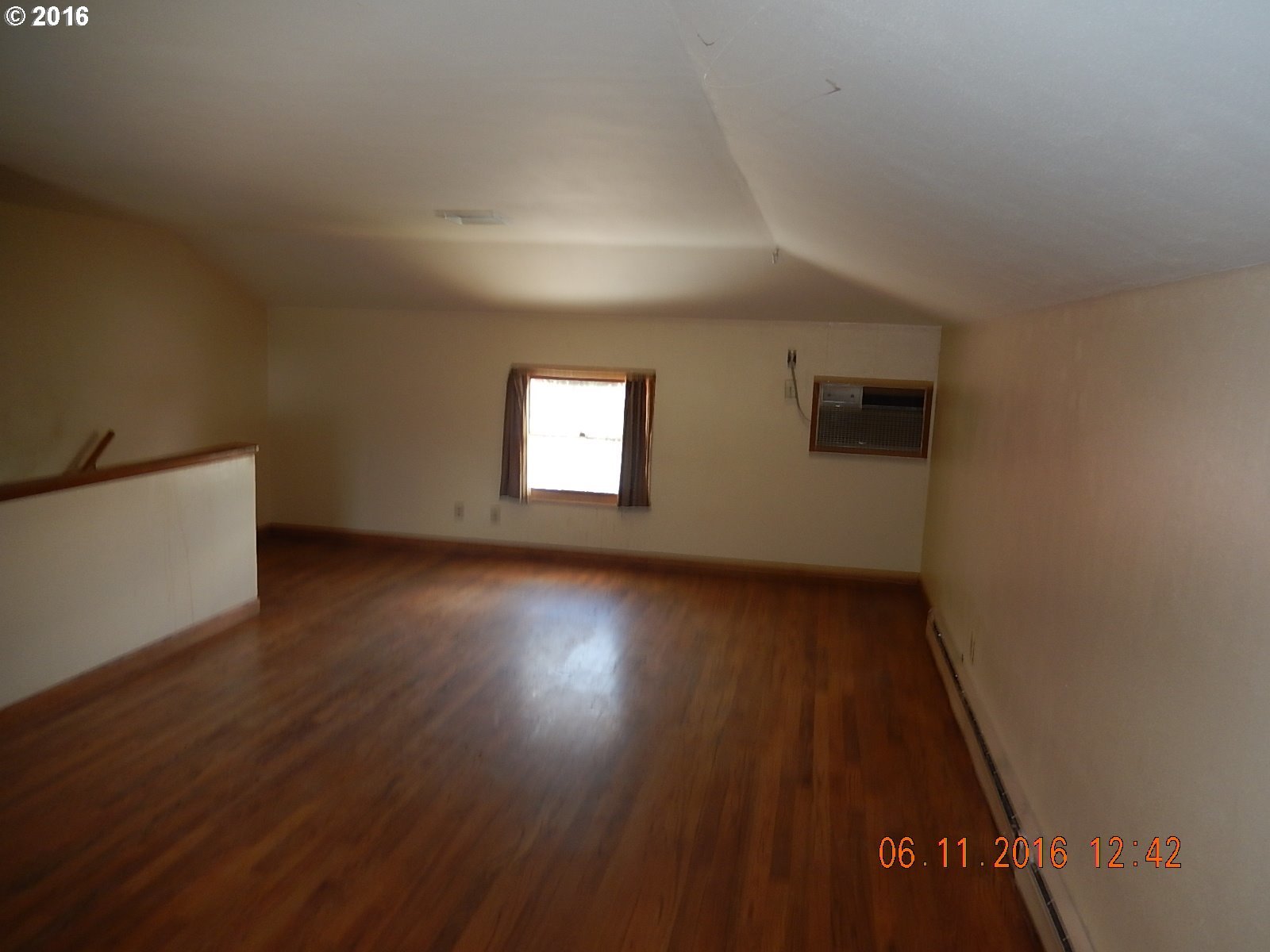 516 Northwest 12th Street Pendleton, OR 97801 - Photo 7 of 19 Gallery Image 7