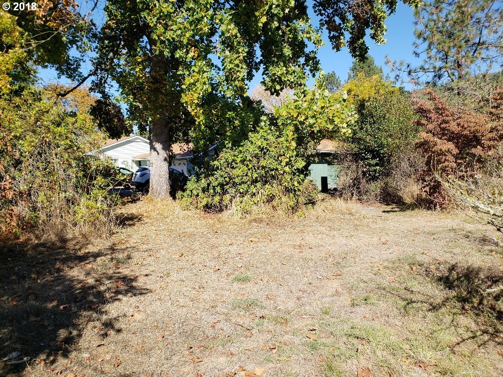 4173 Canyonville-Riddle Road Riddle, OR 97469 - Photo 20 of 28