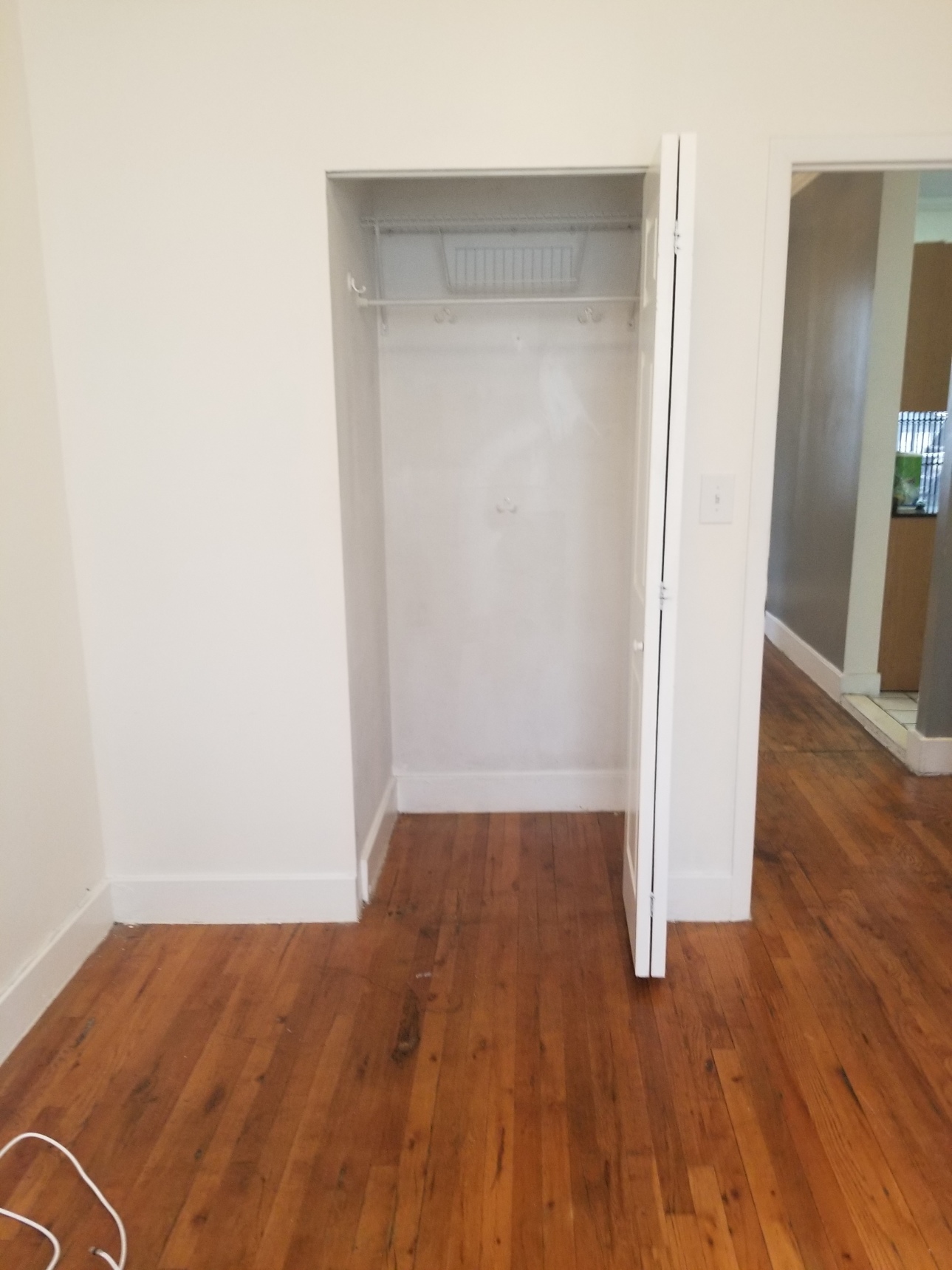 21-57 33rd Street, Unit 3H Queens, NY 11105 - Photo 8 of 12