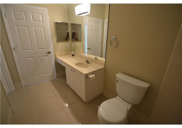 Hollywood Lakes Hollywood, FL 33019 - Photo 12 of 20