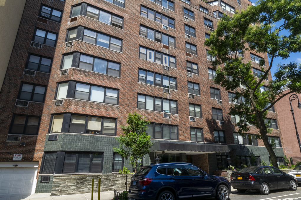 The Peter Warren 45 W 10th St, Manhattan, NY 10011 - Photo 3 of 5