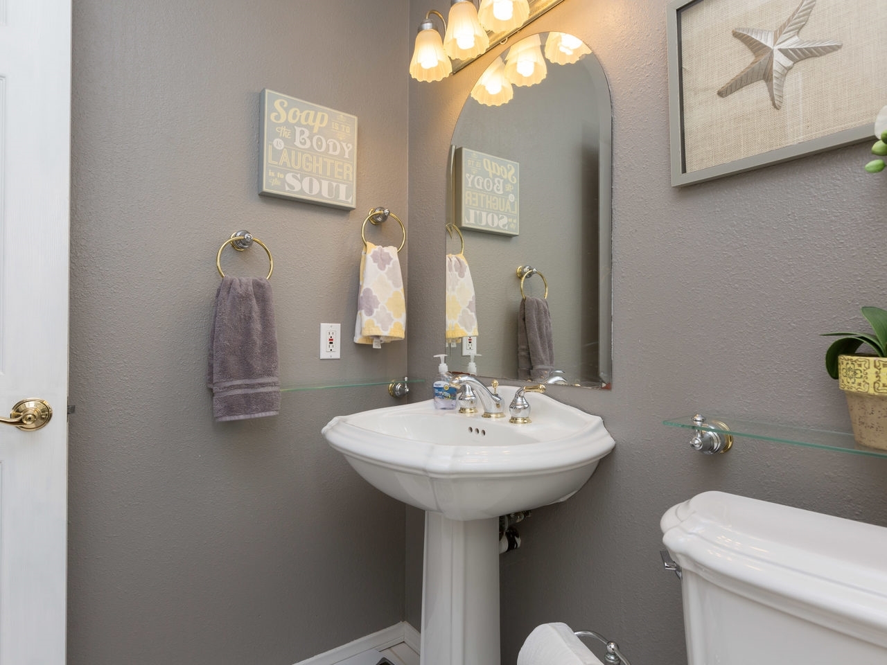 826 La Strada Drive Fallbrook, CA 92028 - Photo 17 of 25 Gallery Image 17