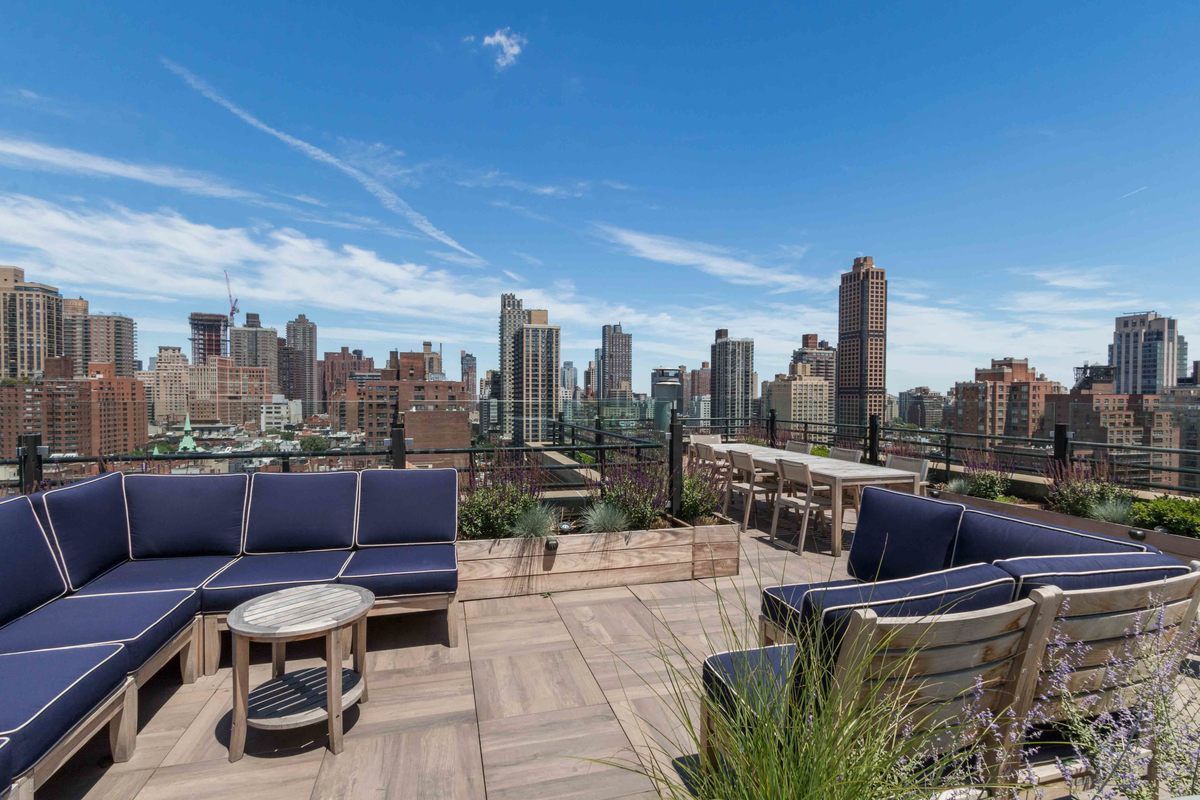 239 E 79th St, Manhattan, NY 10075 - Photo 4 of 5