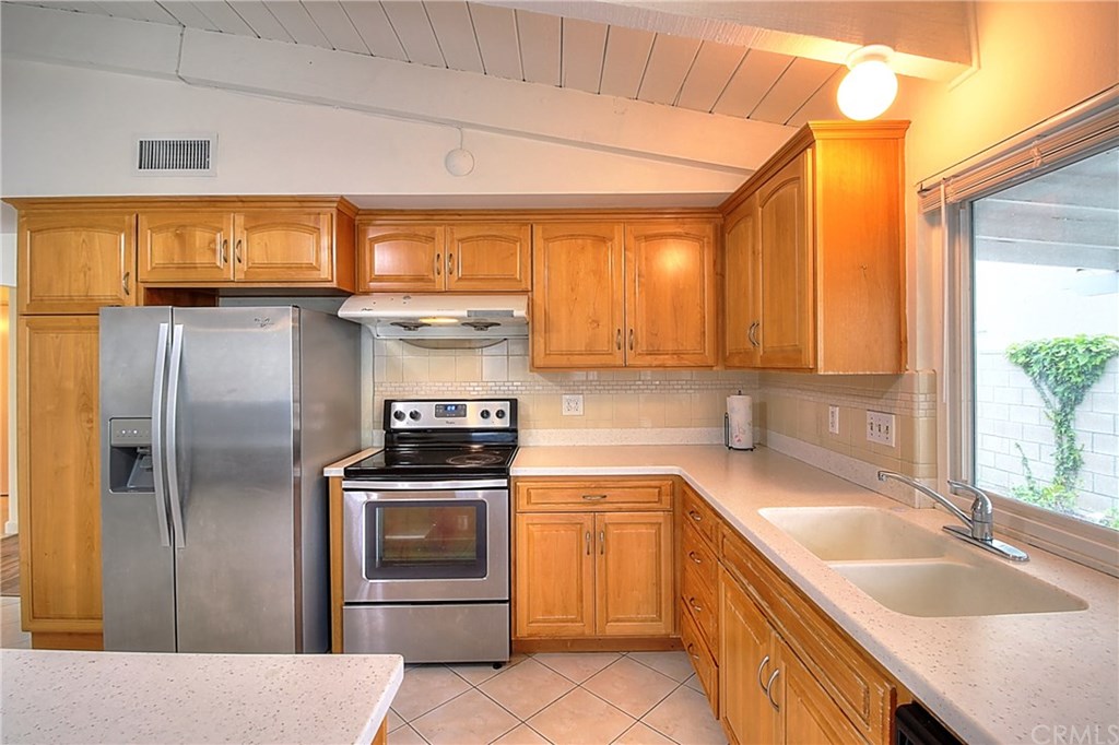 141 South Beth Circle Anaheim, CA 92806 - Photo 12 of 29