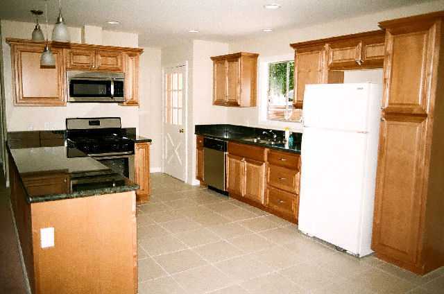 237 Shetland Way Fallbrook, CA 92028 - Photo 2 of 8 Gallery Image 2