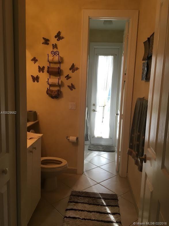 Encantada Pembroke Pines, FL 33029 - Photo 24 of 33