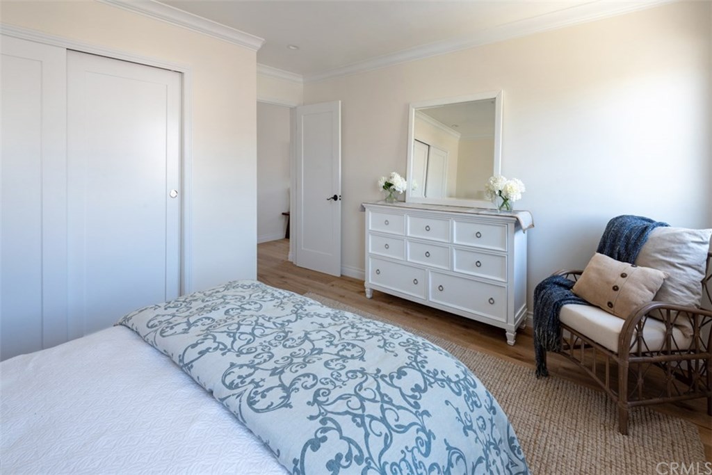 414 West Oak Avenue El Segundo, CA 90245 - Photo 63 of 64 Unit (ADU) Master Bedroom