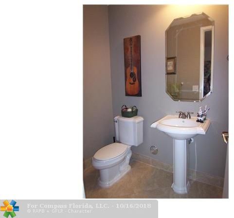 312 Southwest 14th Avenue, Unit 312 Fort Lauderdale, FL 33312 - Photo 12 of 14