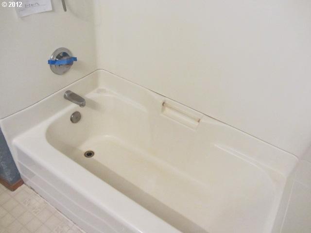 11898 Jones Road Northeast Woodburn, OR 97071 - Photo 12 of 16 Gallery Image 12