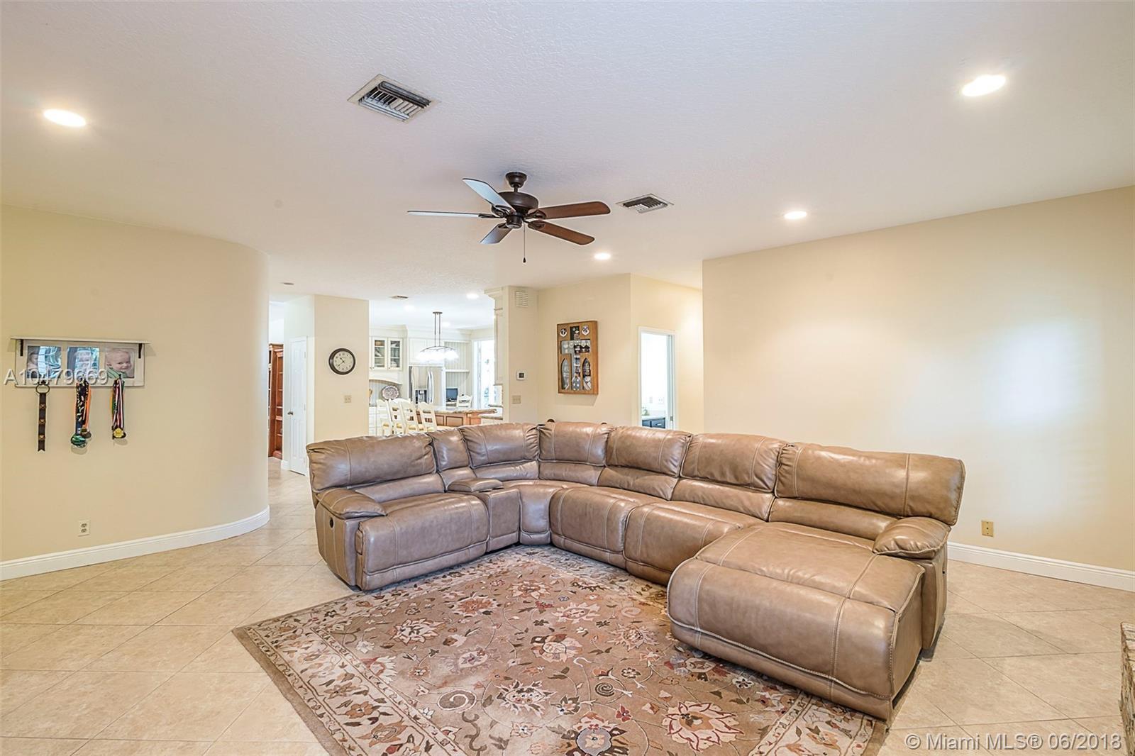 Whispering Trails Jupiter, FL 33458 - Photo 13 of 31