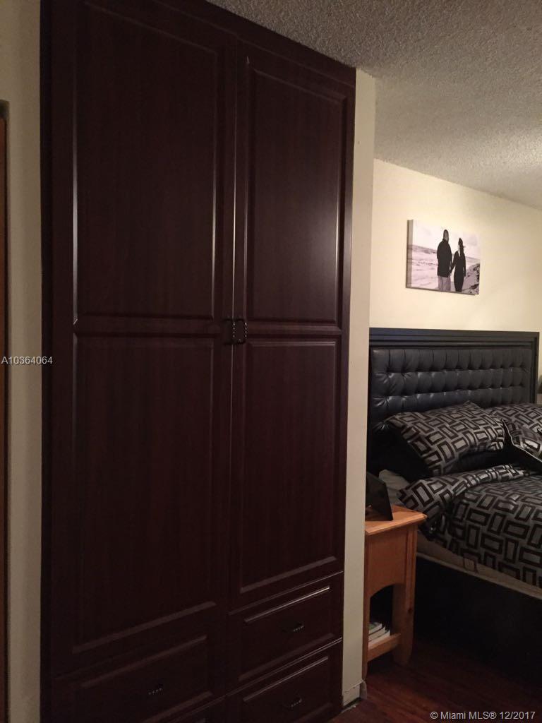 11521 Southwest 109th Road, Unit 10B Miami, FL 33176 - Photo 6 of 12 Gallery Image 6