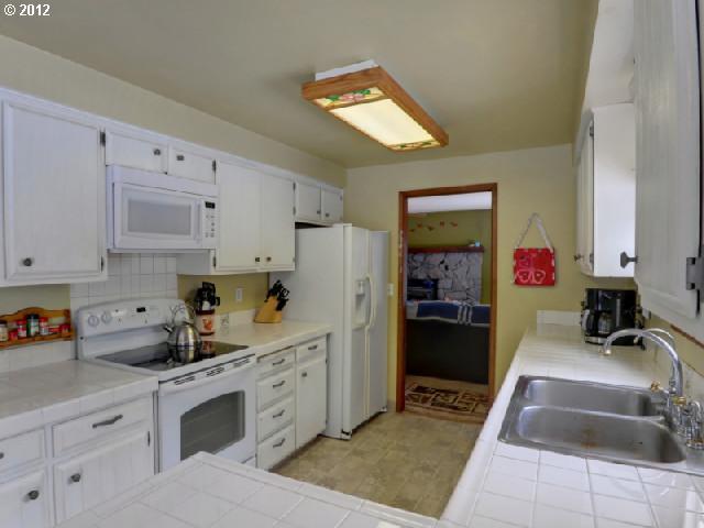 101 Stevens Road Washougal, WA 98671 - Photo 3 of 16 Gallery Image 3