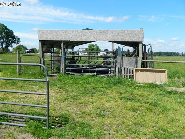 6738 Quarry Road Northeast Silverton, OR 97381 - Photo 14 of 16