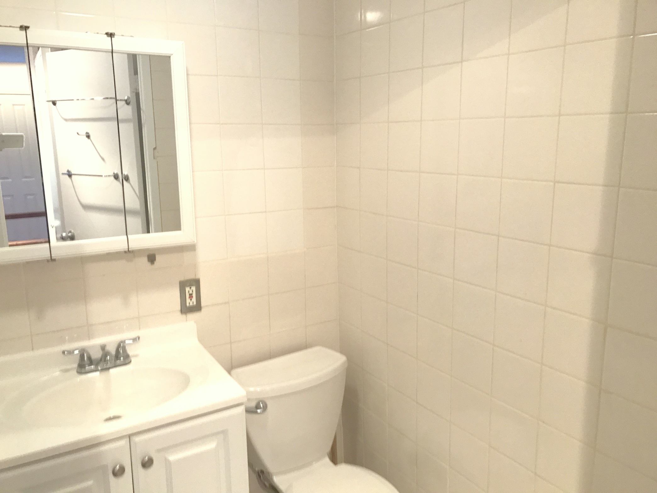 201 Bleecker Street, Unit 4 Manhattan, NY 10012 - Photo 8 of 10