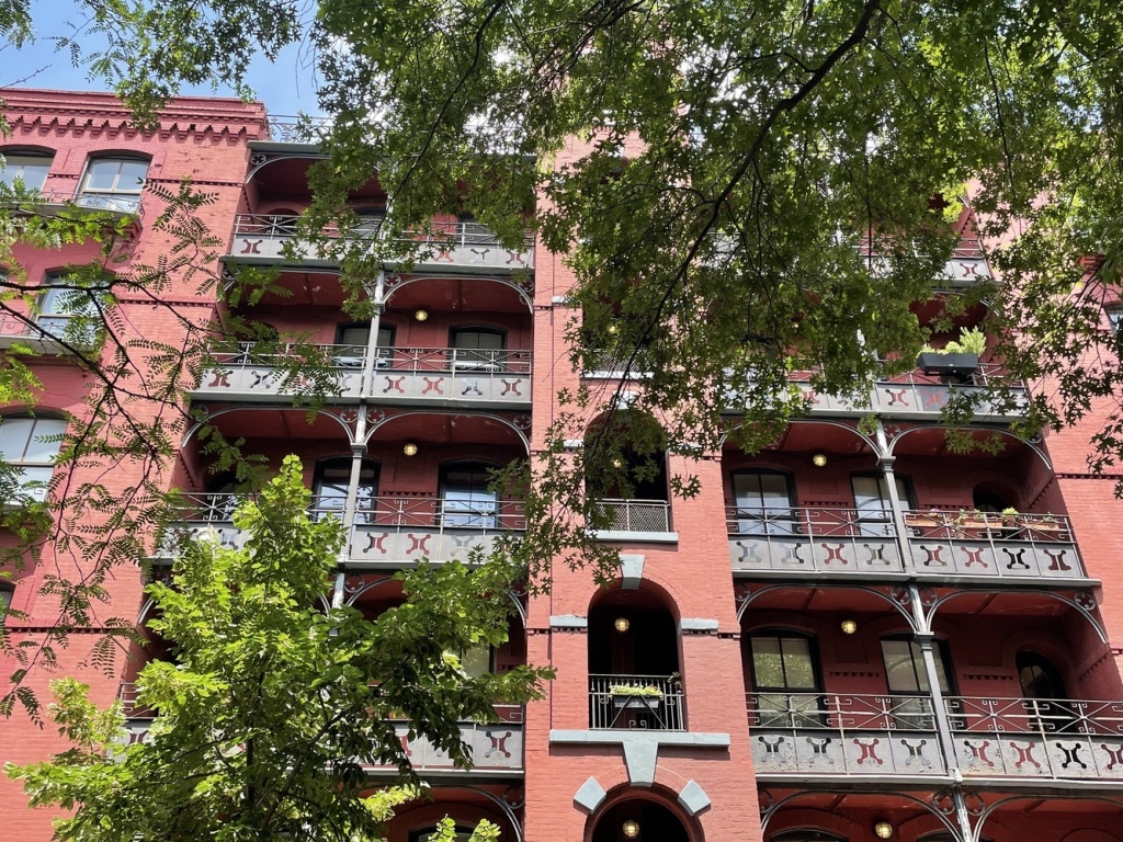 Cobble Hill Towers 443 Hicks St, Brooklyn, NY 11201 - Photo 2 of 4