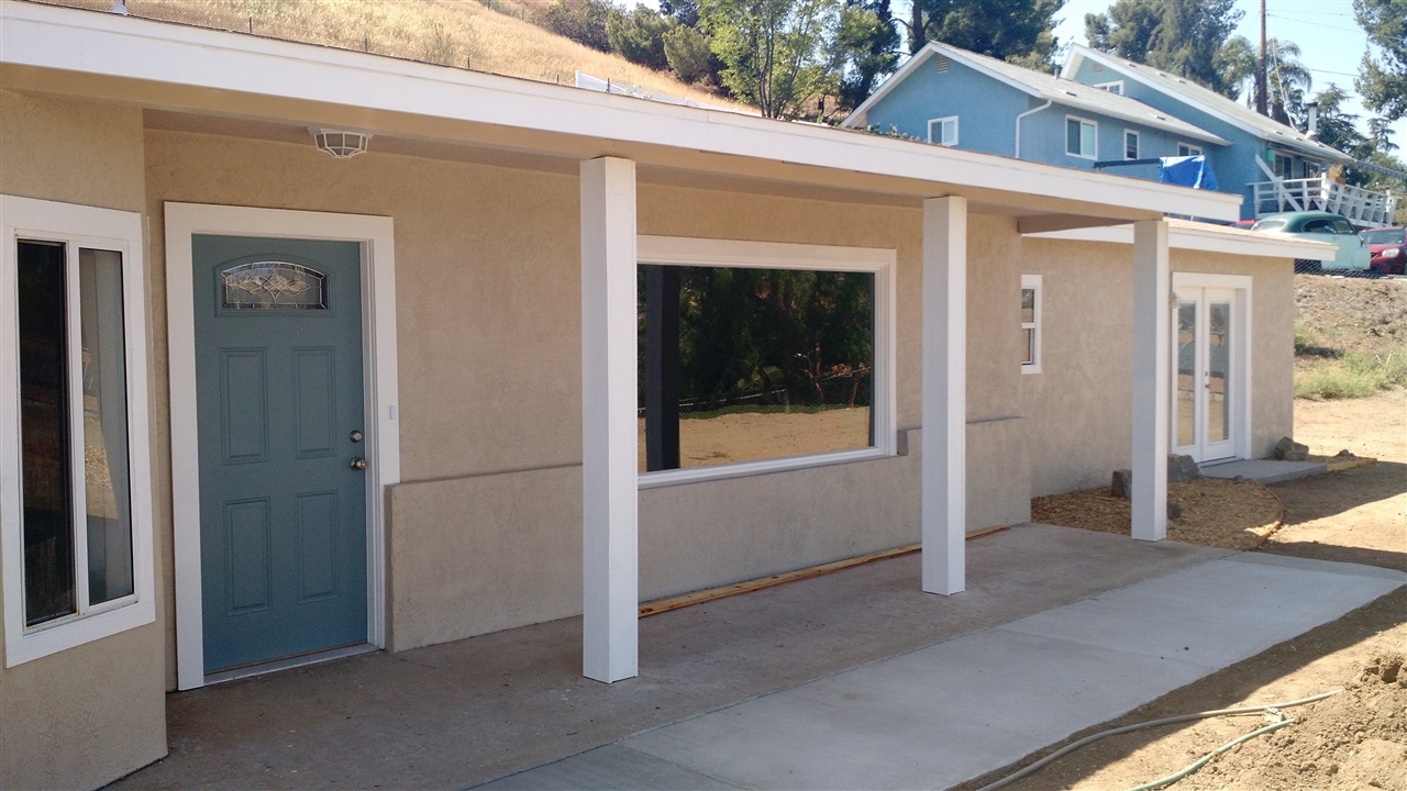 11814 Royal Road El Cajon, CA 92021 - Photo 2 of 25