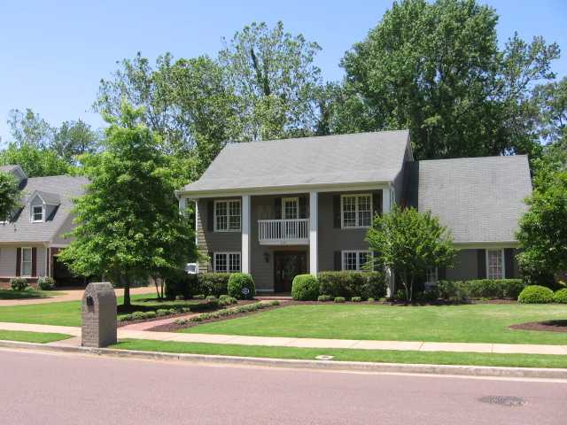 581 Rillbrook Drive Collierville, TN 38017 - Photo 1 of 10 581 Rillbrook Drive Collierville, Tennessee 38017 Spring Hill (neighborhood pool!) Subdivision
