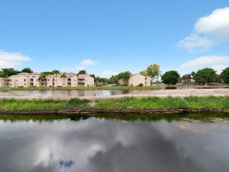 Doral Park Doral, FL 33178 - Photo 21 of 25