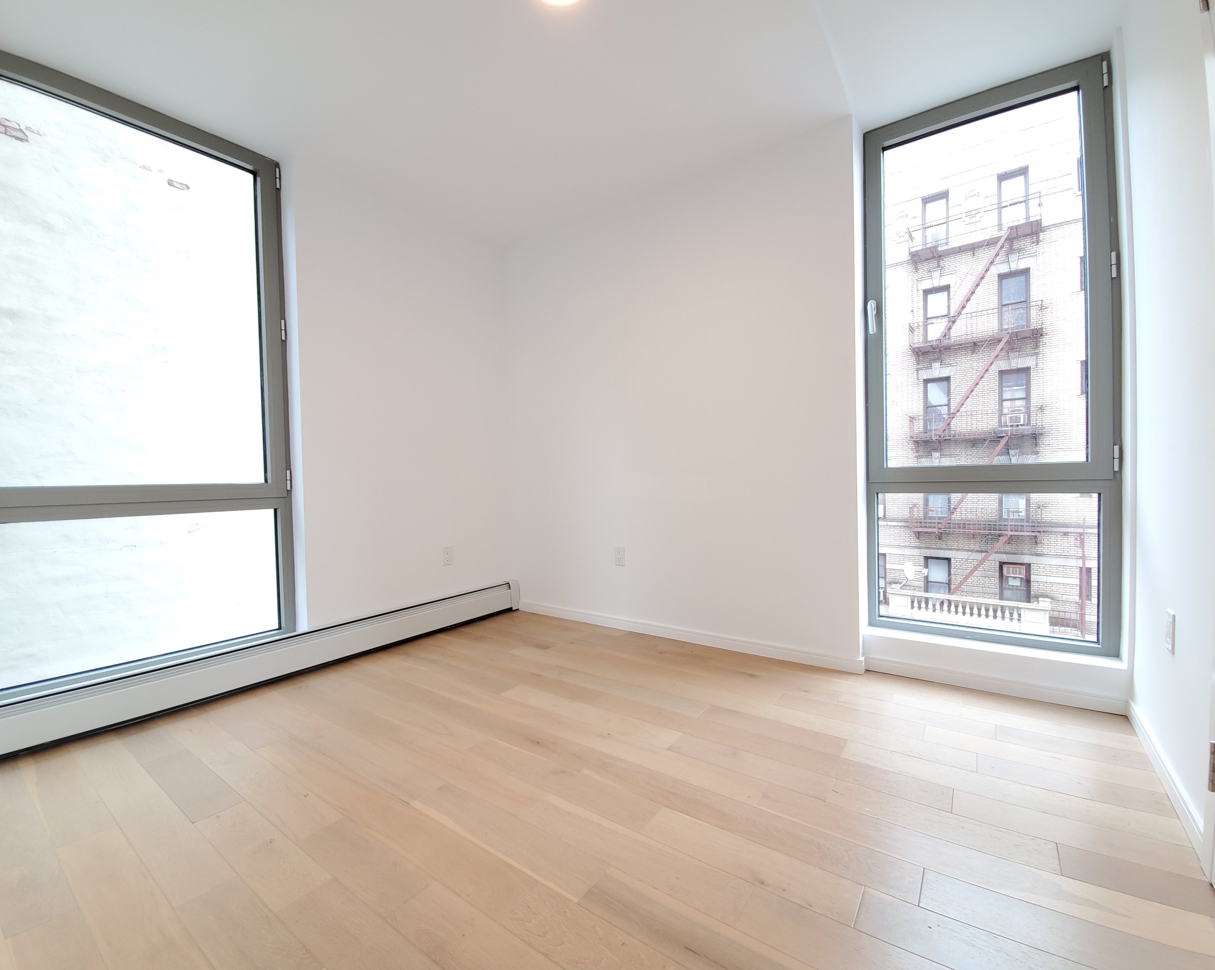 40 Pinehurst Avenue, Unit 5D Manhattan, NY 10033 - Photo 8 of 14