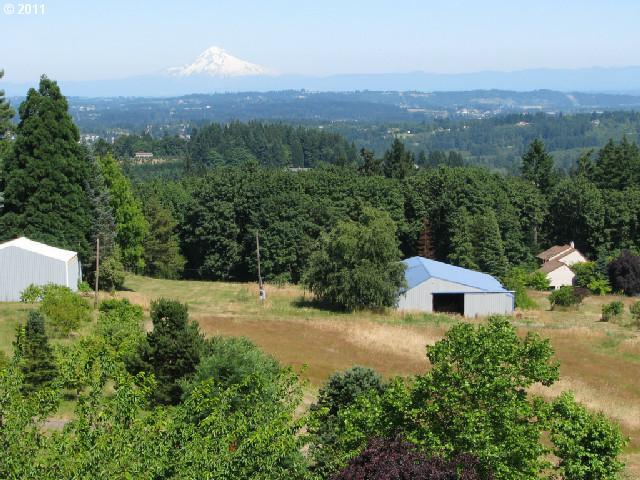 21640 Southwest Chapman Road Sherwood, OR 97140 - Photo 4 of 16 Gallery Image 4