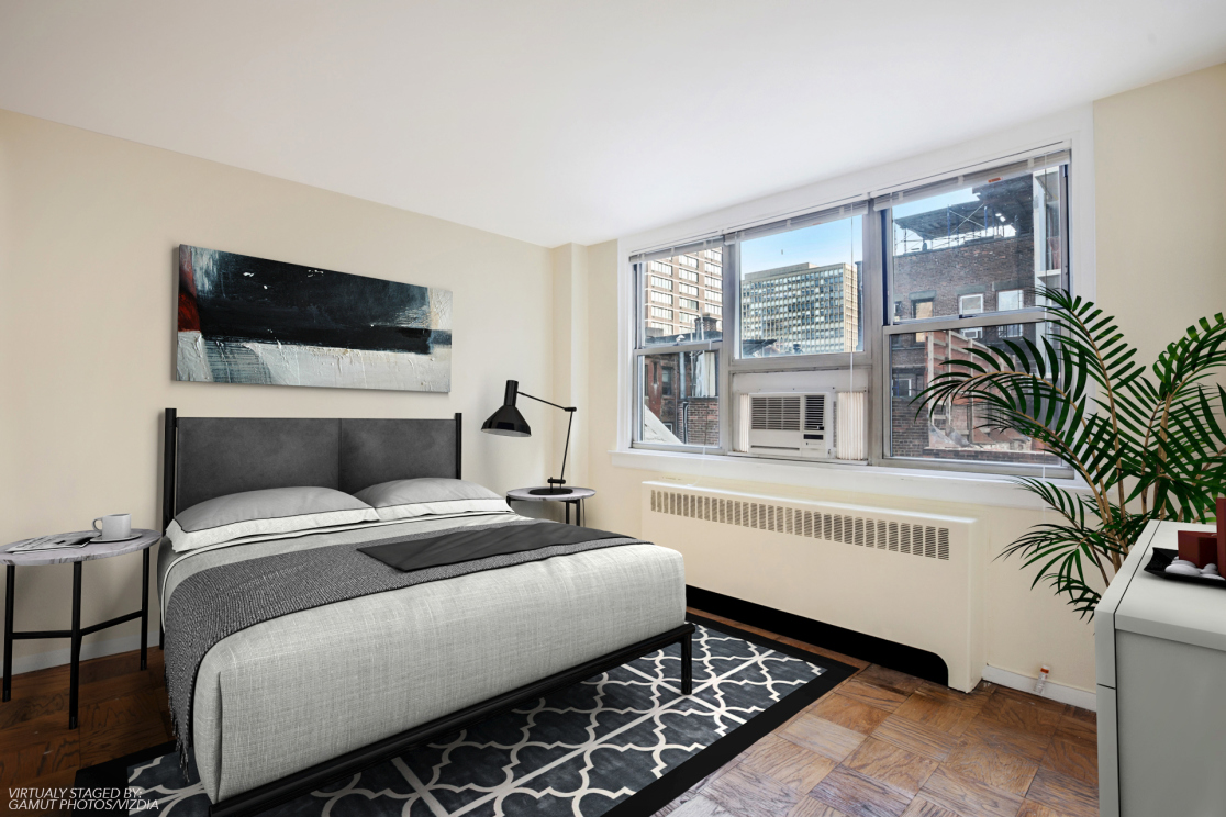 240 East 35th Street, Unit 4A Manhattan, NY 10016 - Photo 2 of 8