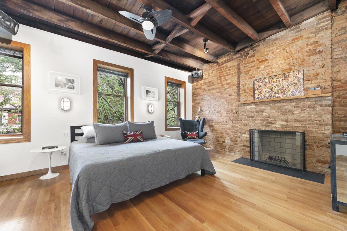 321 East 18th Street, Unit 4 Manhattan, NY 10003 - Photo 4 of 7