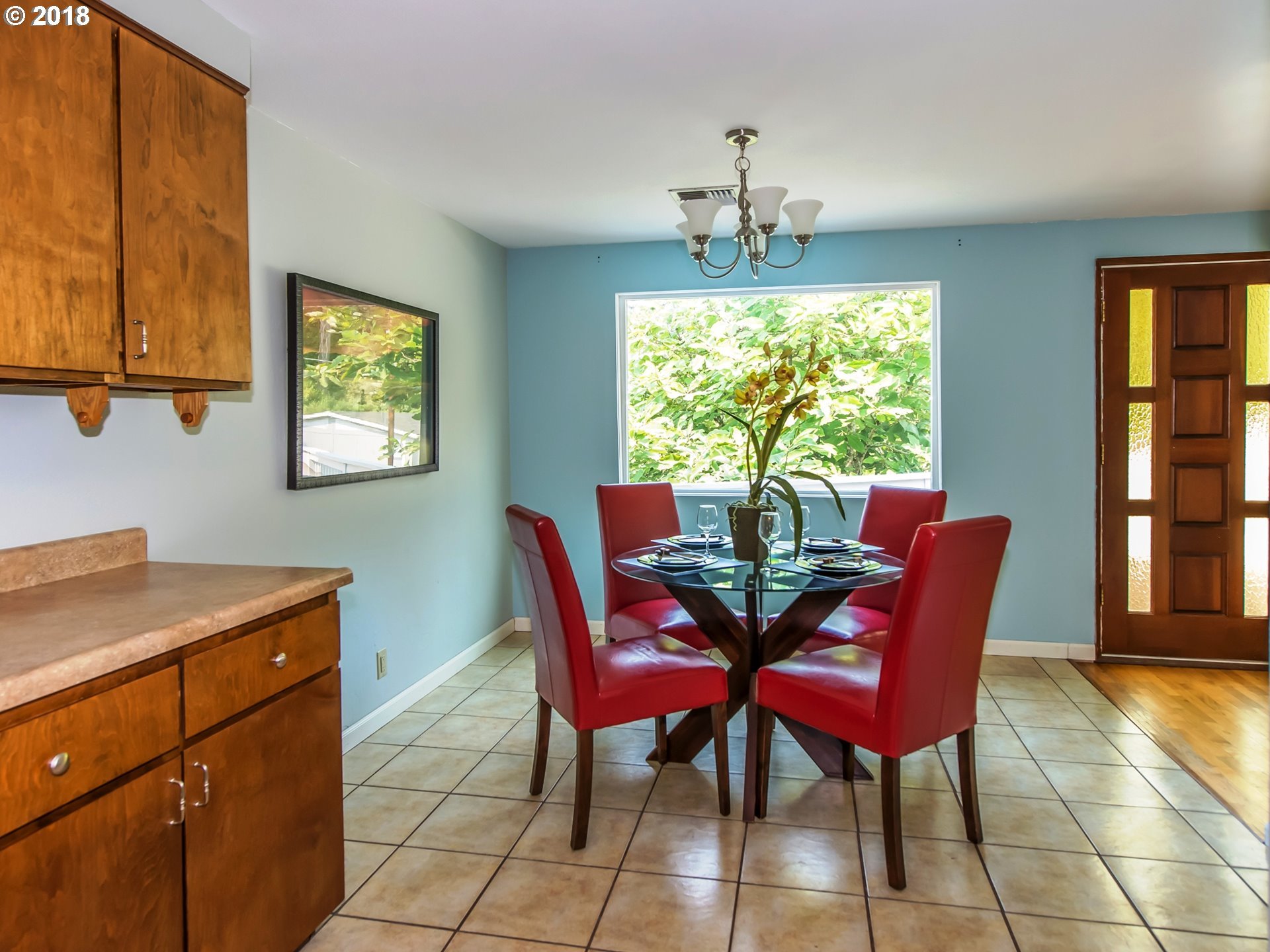 548 South 5th Street Springfield, OR 97477 - Photo 8 of 31