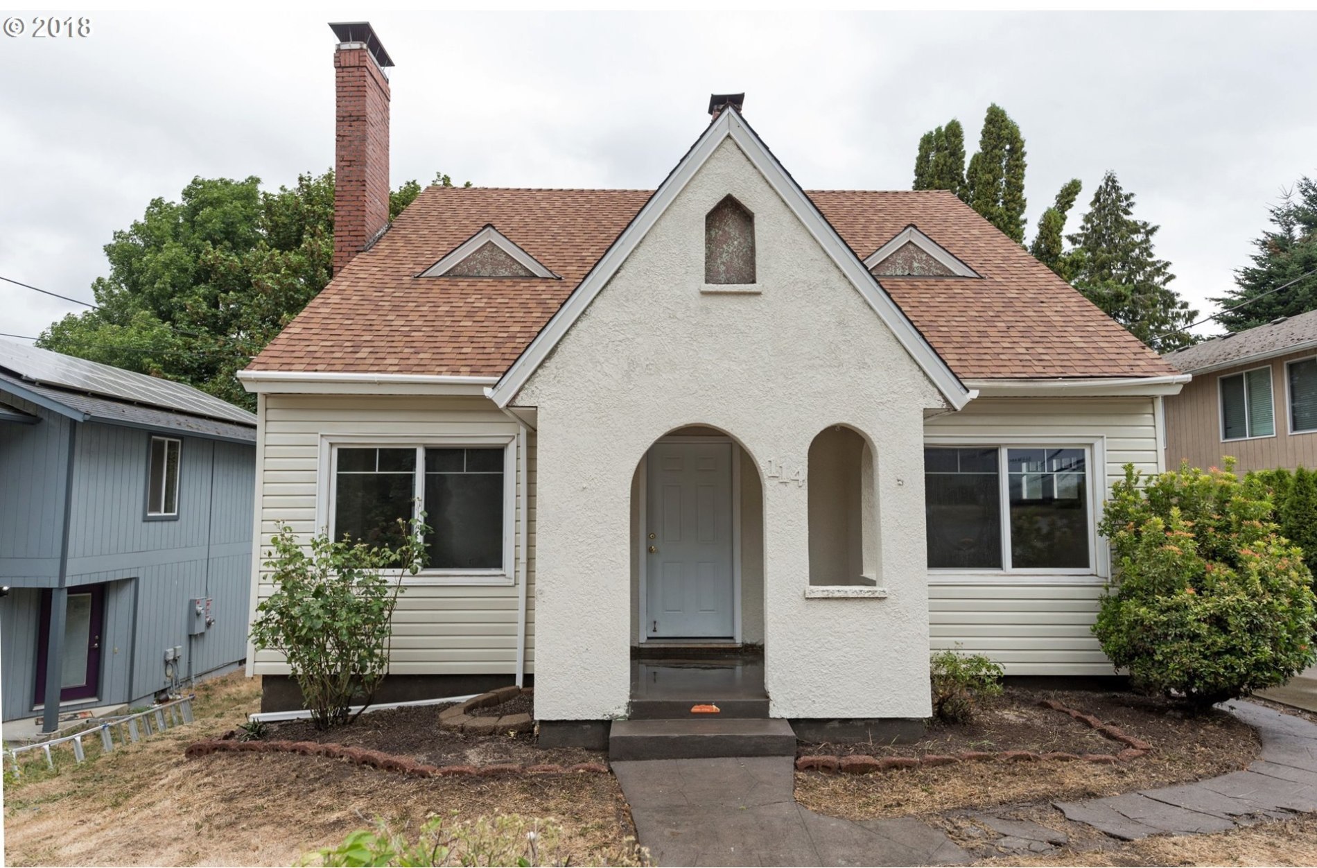 114 Southwest Regulator Street Cascade Locks, OR 97014 - Photo 1 of 32