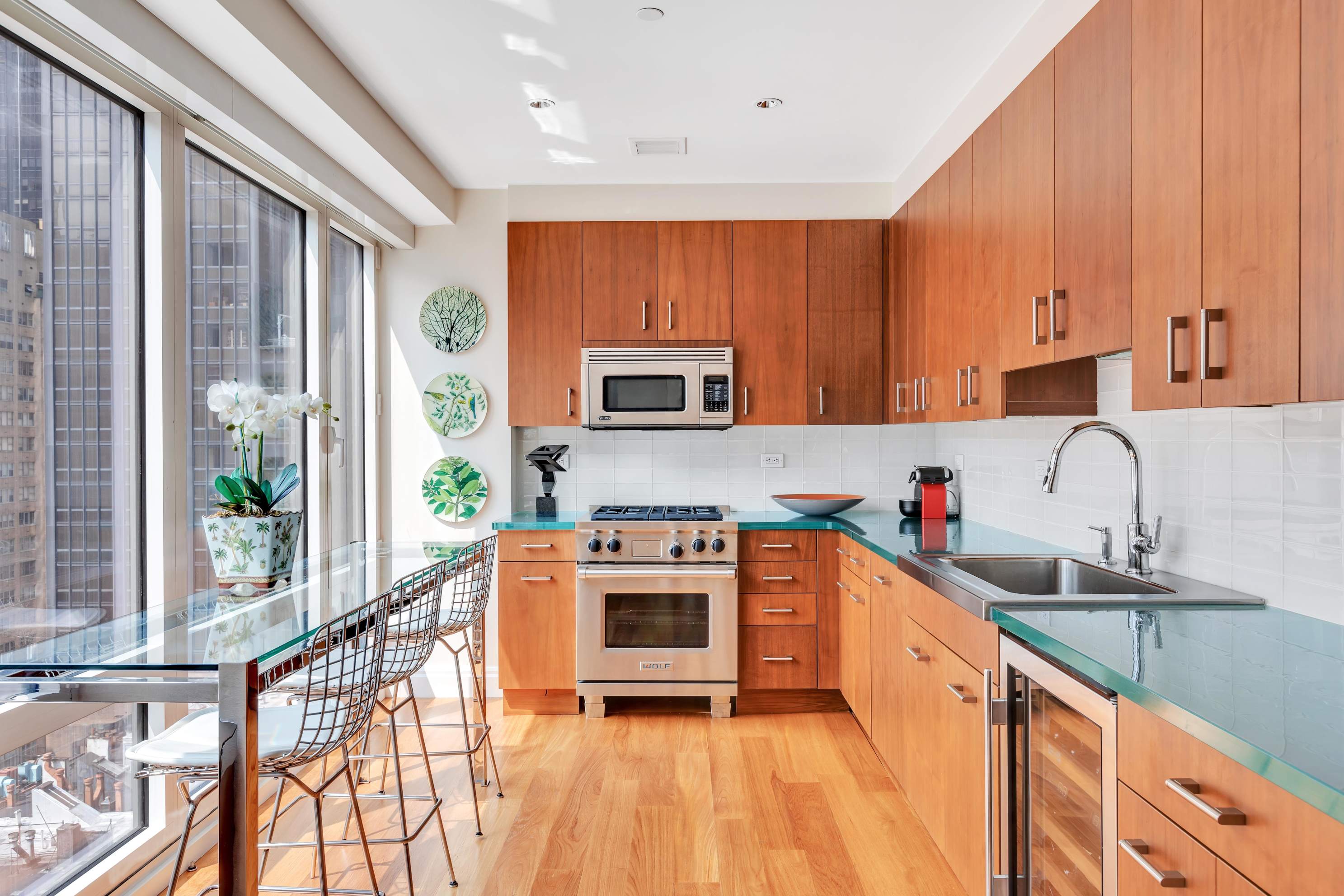 33 West 56th Street, Unit 15A Manhattan, NY 10019 - Photo 5 of 12