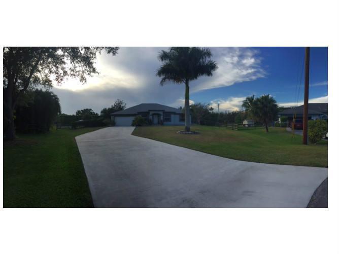 4811 Southwest 201st Terrace Southwest Ranches, FL 33332 - Photo 1 of 13