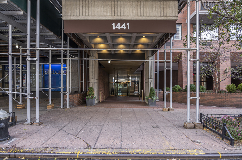 Le Trianon 1441 3rd Ave, Manhattan, NY 10028 - Photo 3 of 3