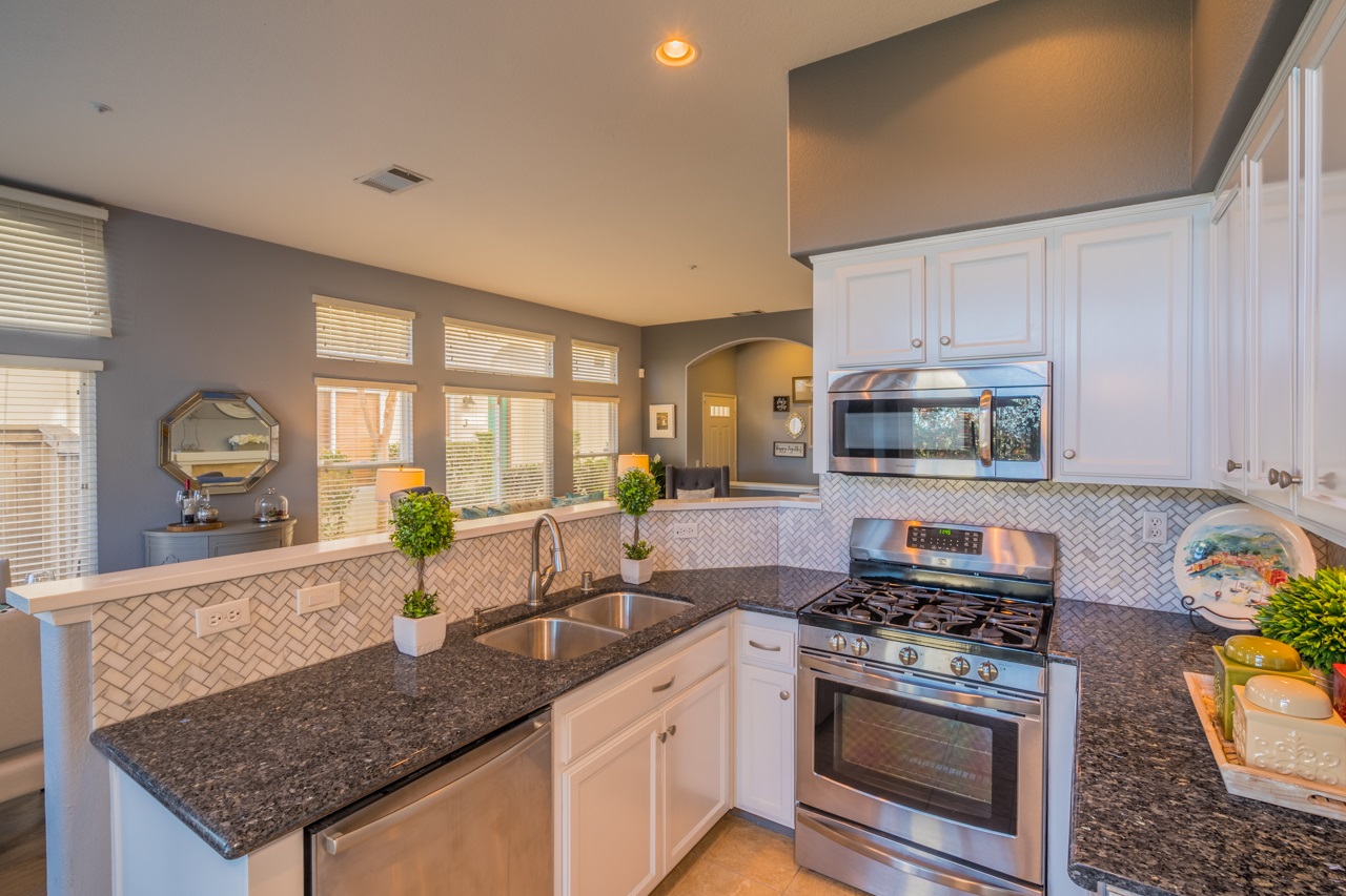 16941 Meadowlark Ridge Road, Unit 3 San Diego, CA 92127 - Photo 13 of 23