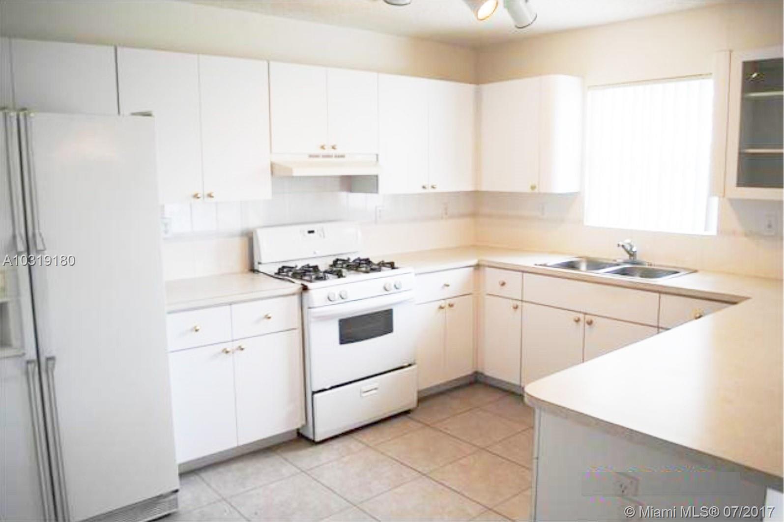 14651 Southwest 172nd Street Miami, FL 33177 - Photo 3 of 9