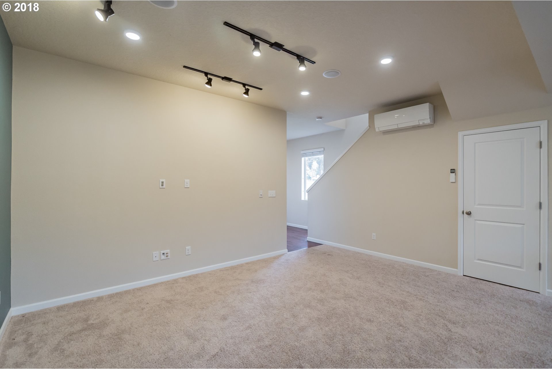 17204 Southwest 119th Place Portland, OR 97224 - Photo 16 of 30