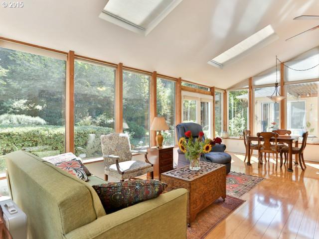 4414 Southwest 41st Avenue Portland, OR 97221 - Photo 16 of 16 Gallery Image 16