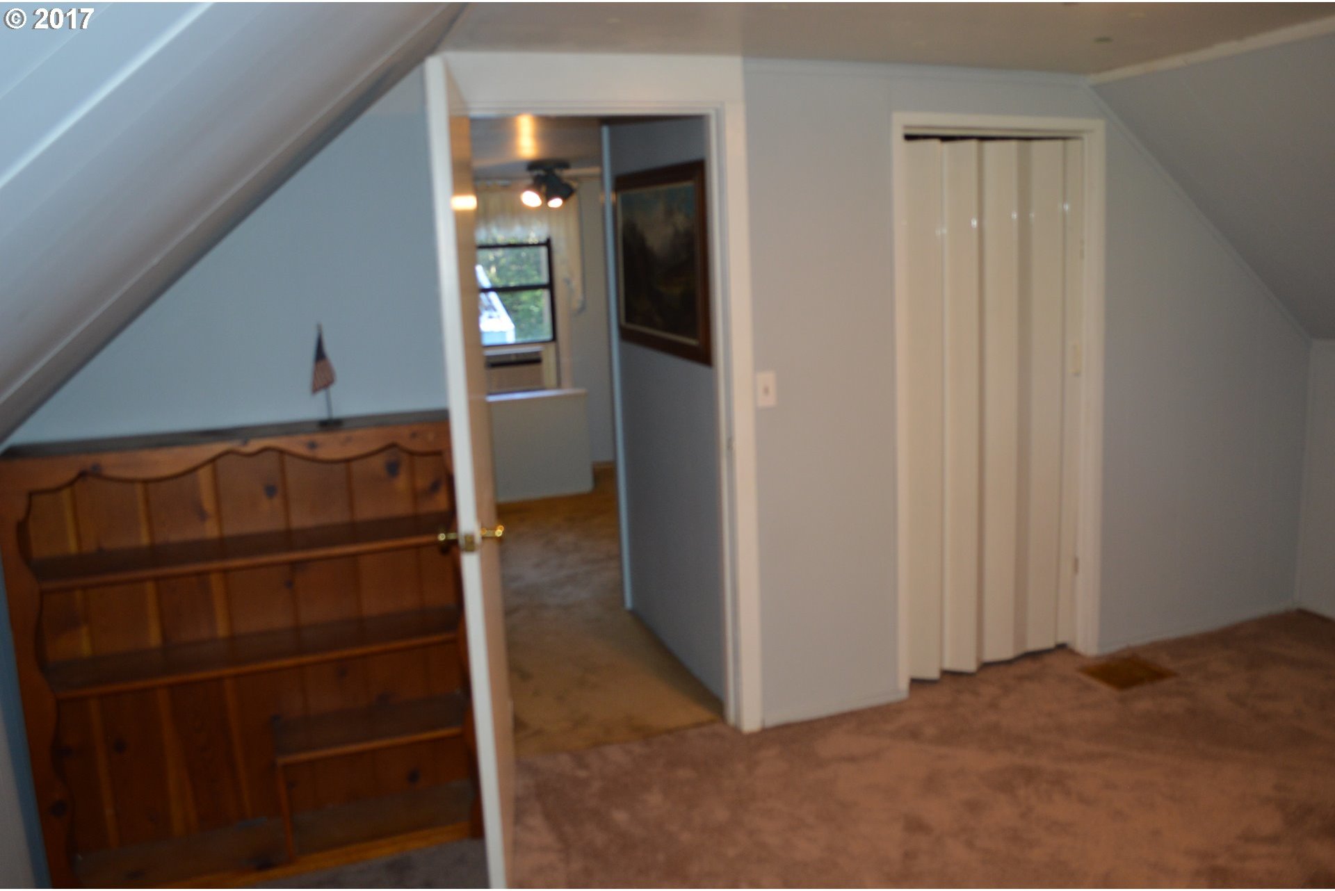 3608 Wyeast Road Hood River, OR 97031 - Photo 21 of 32 Gallery Image 21