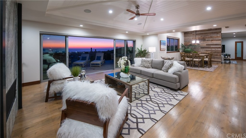 801 Ocean Drive Hermosa Beach, CA 90254 - Photo 3 of 42