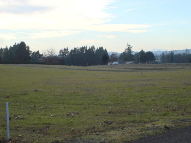8246 Rauscher Lane, Unit 4 Aumsville, OR 97325 - Photo 4 of 10 Gallery Image 4